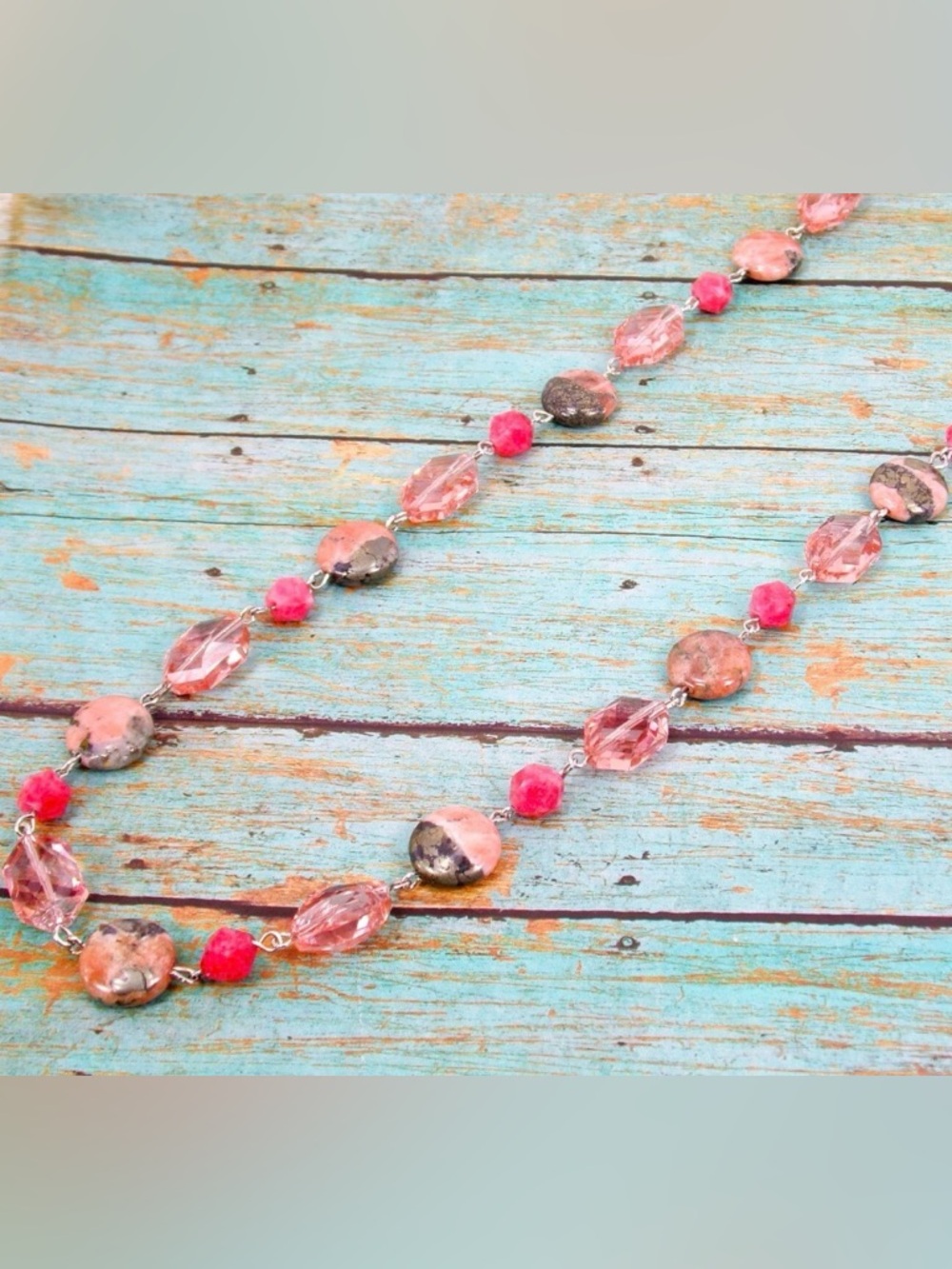Pink bead necklace with glass beads, rhodonite and agate stone beads NEW
